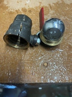 Split brass ball valve
